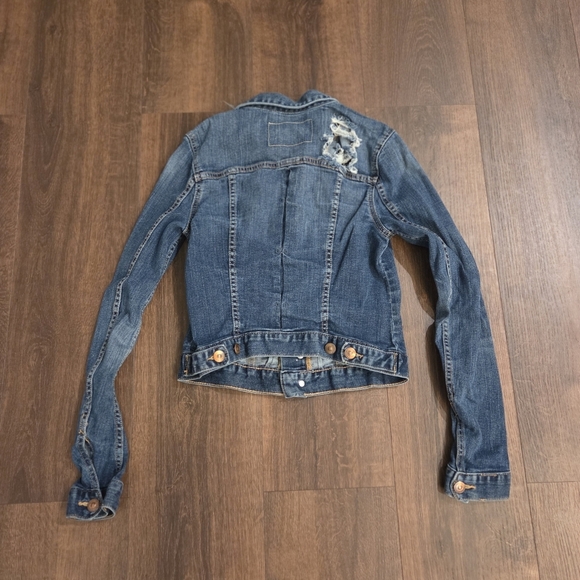 Stylish Girl Distressed Denim Jacket - Picture 4 of 6